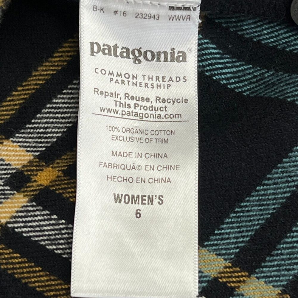 Womens Patagonia Long Sleeve Button Down Outdoor Flannel‎ Plaid Shirt Size 6 EUC - Picture 4 of 4